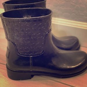 Coach mid calf signature rain boot